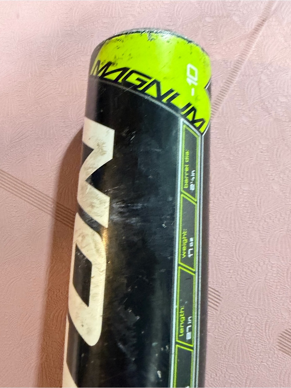 Easton magnum -10 17oz 27” model yb28 baseball bat